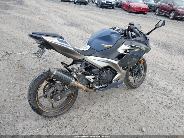 Kawasaki Ex400