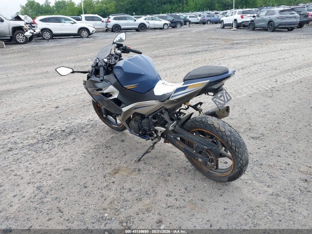 Kawasaki Ex400