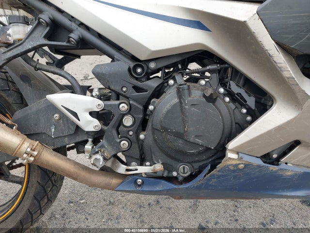 Kawasaki Ex400