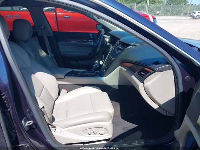 Cadillac CTS Standard