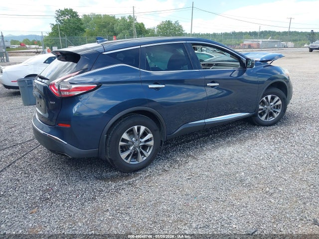 Nissan Murano S