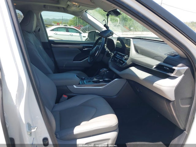 Toyota Highlander Platinum