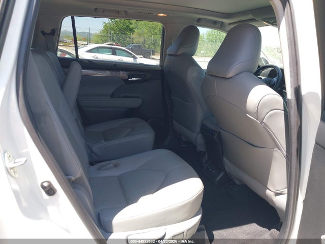 Toyota Highlander Platinum