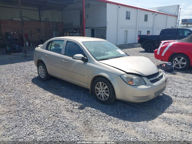 Salvage Chevrolet Cobalt Image