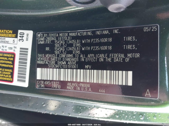 Toyota Sienna Woodland Edition