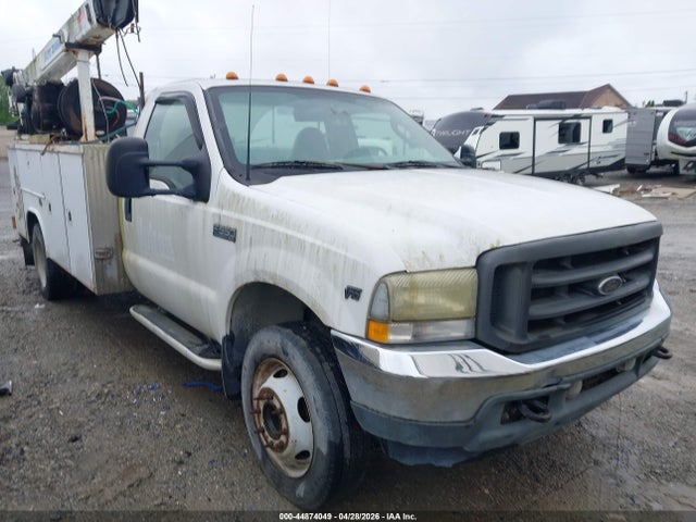 Salvage Ford F-550 Image