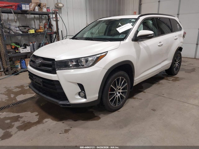Toyota Highlander Se