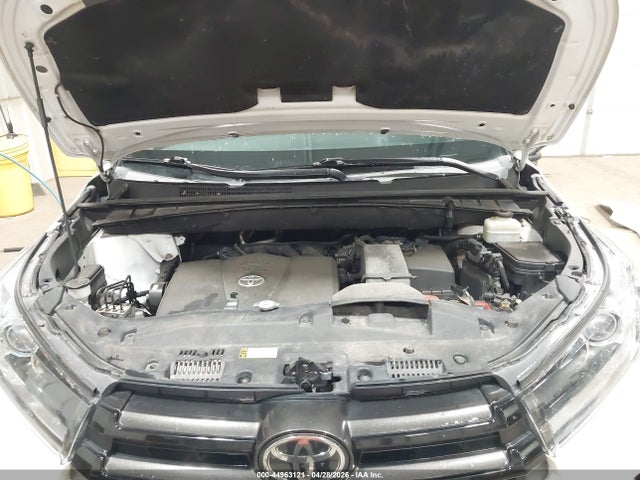 Toyota Highlander Se
