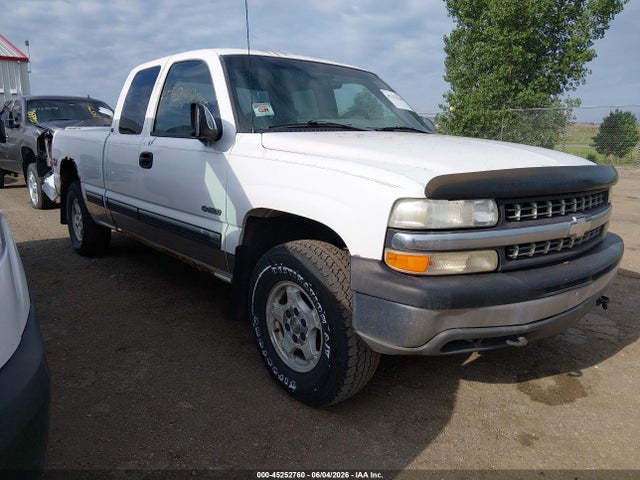 Salvage Chevrolet Silverado 1500 Image