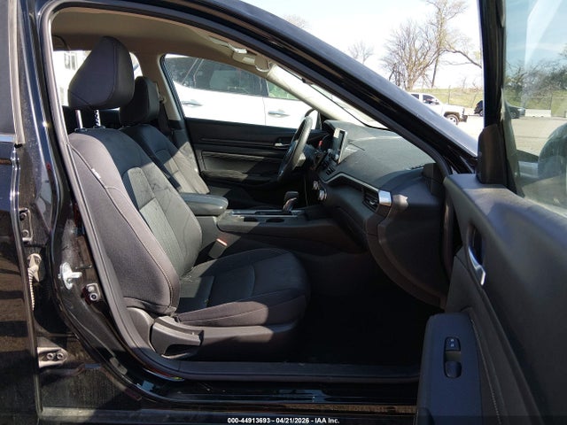 Nissan Altima S Fwd