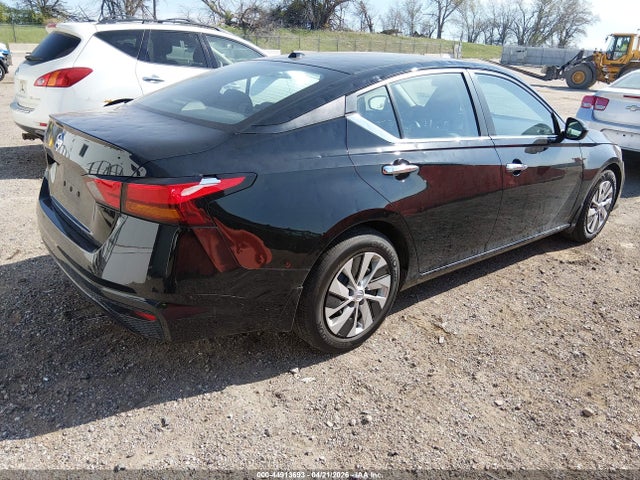 Nissan Altima S Fwd