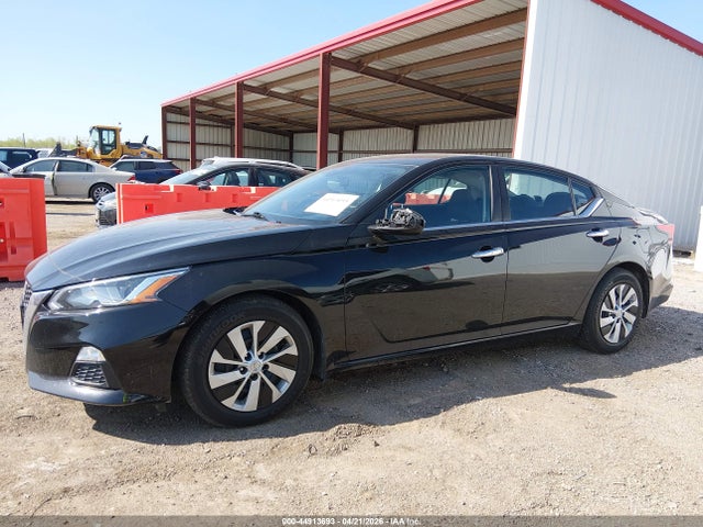 Nissan Altima S Fwd