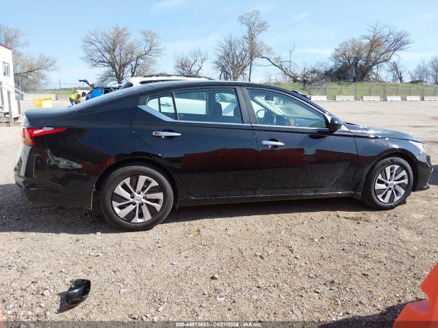 Nissan Altima S Fwd