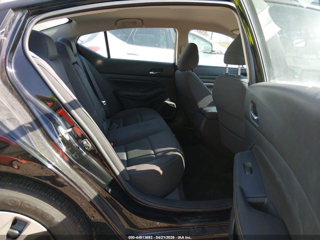Nissan Altima S Fwd