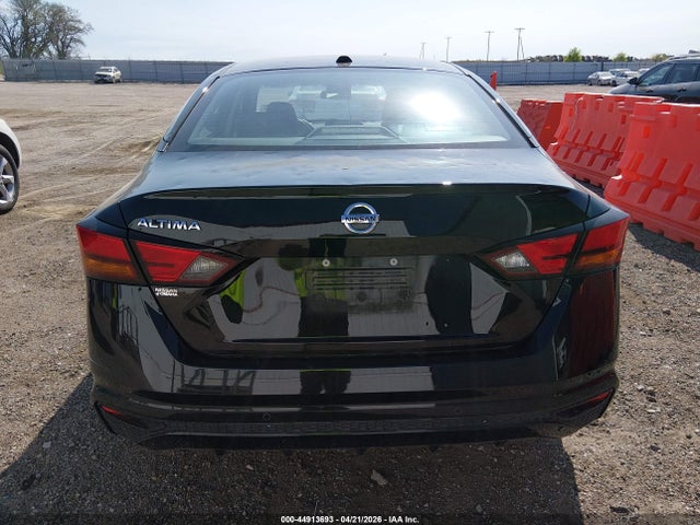 Nissan Altima S Fwd