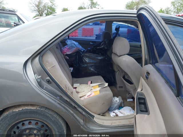 Toyota Camry Le