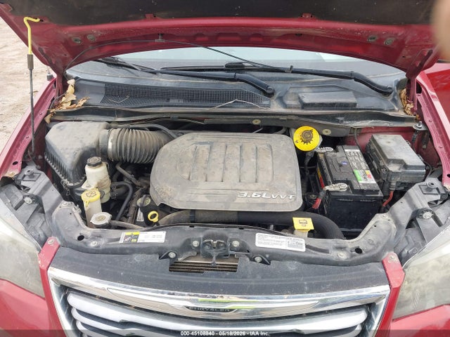 Chrysler Town & Country S