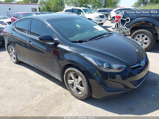 Salvage Hyundai ELANTRA Image