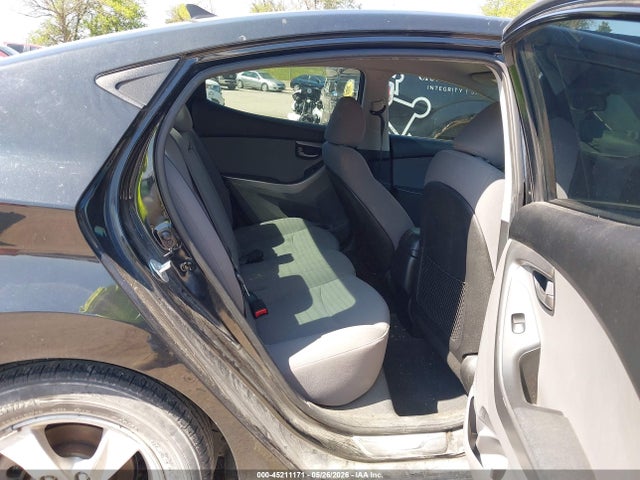 Hyundai ELANTRA Se