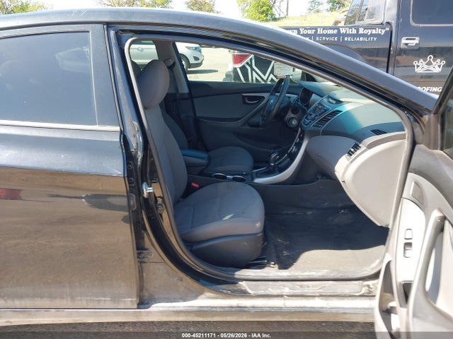 Hyundai ELANTRA Se