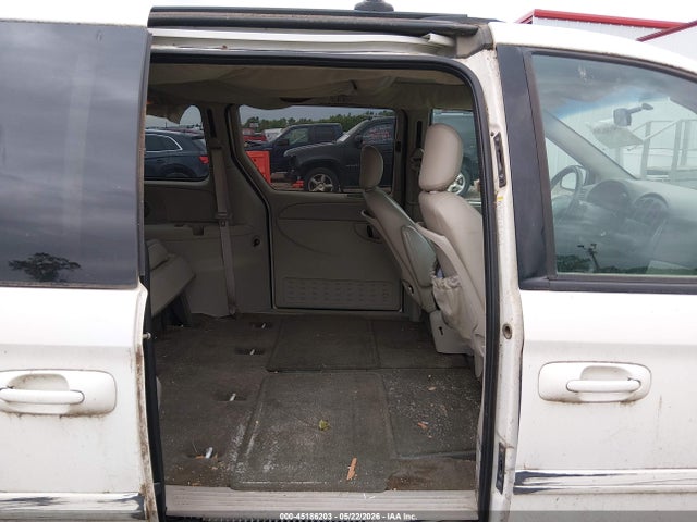 Dodge Grand Caravan Sxt