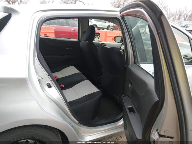 Toyota Yaris Le