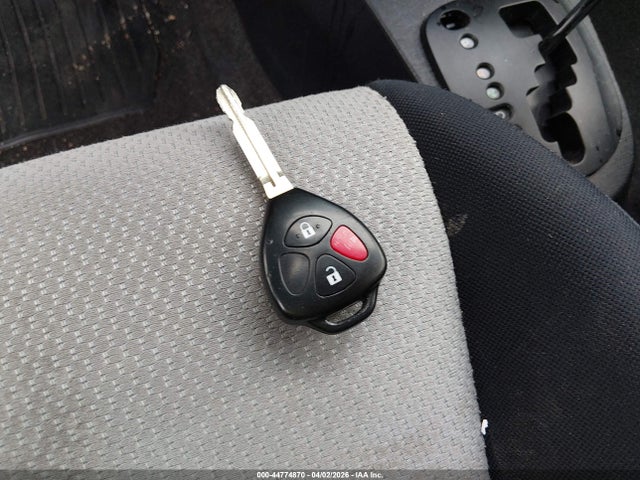 Toyota Yaris Le