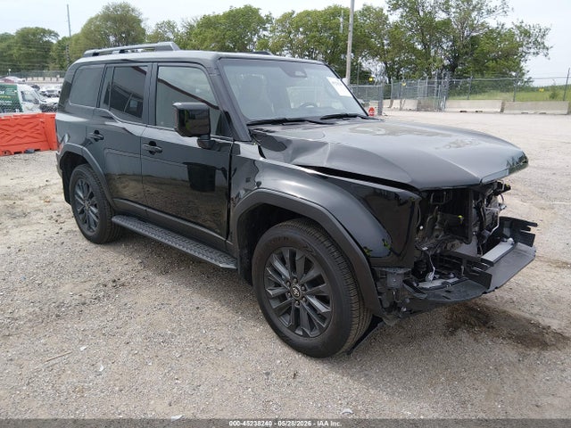 Salvage Toyota Land Cruiser Image