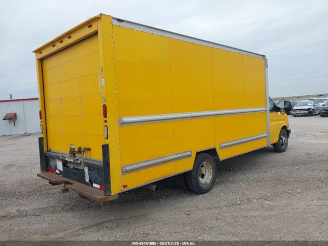 General Motors Savana Cutaway Work Van