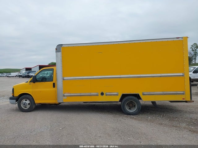 General Motors Savana Cutaway Work Van