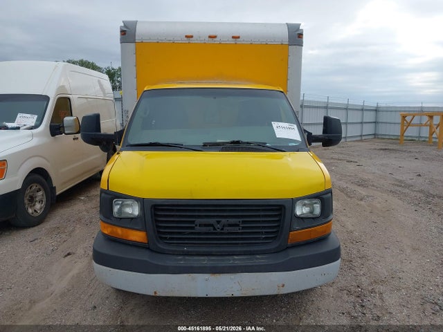 General Motors Savana Cutaway Work Van