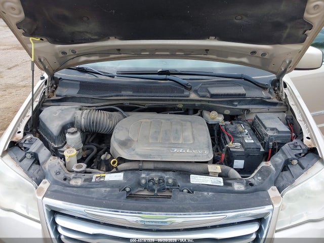Chrysler Town & Country Touring