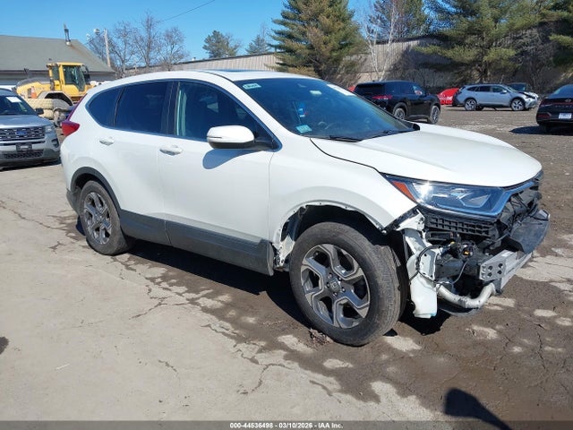 Salvage Honda CR-V Image