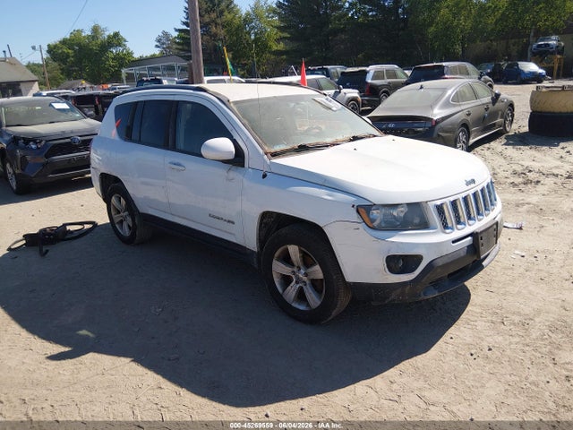 Salvage Jeep Compass Image