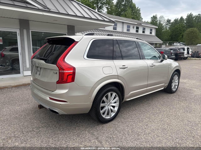 Volvo XC90 T6 Momentum
