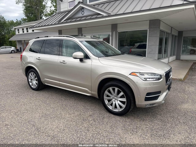 Salvage Volvo XC90 Image