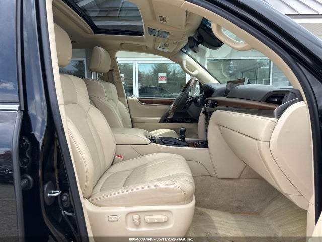 Lexus LX 570