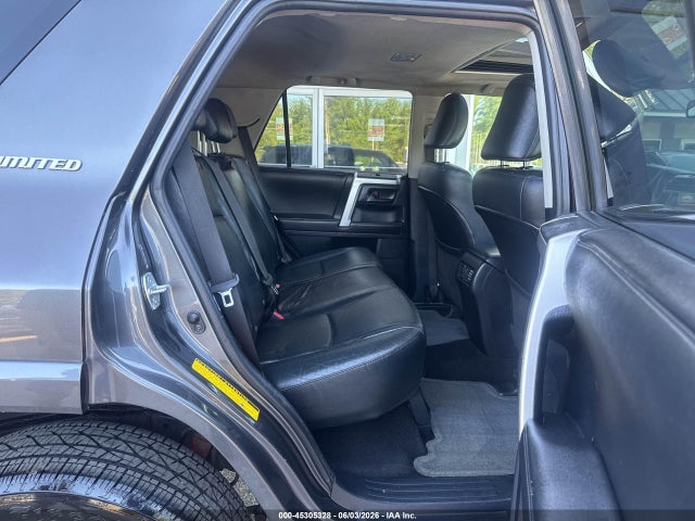 Toyota 4Runner Limited V6
