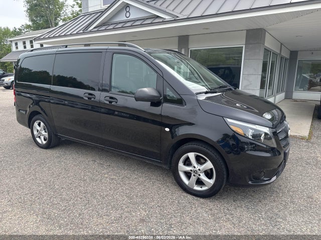 Salvage Mercedes-Benz Metris Image