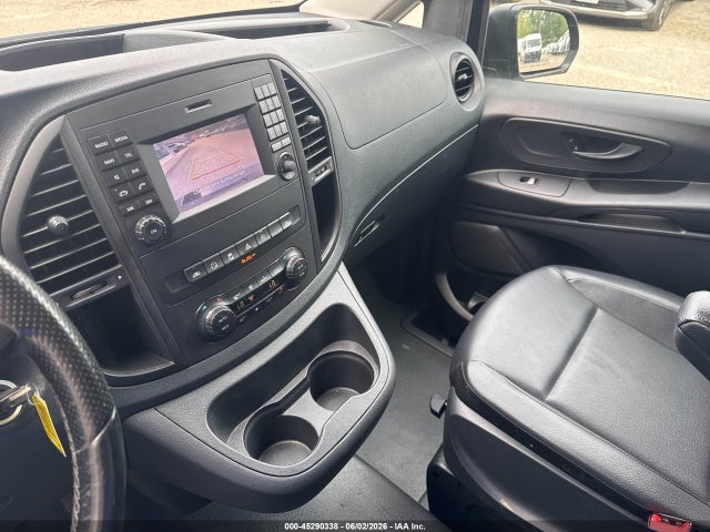 Mercedes-Benz Metris