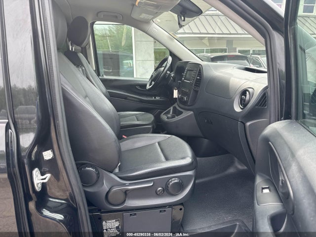 Mercedes-Benz Metris