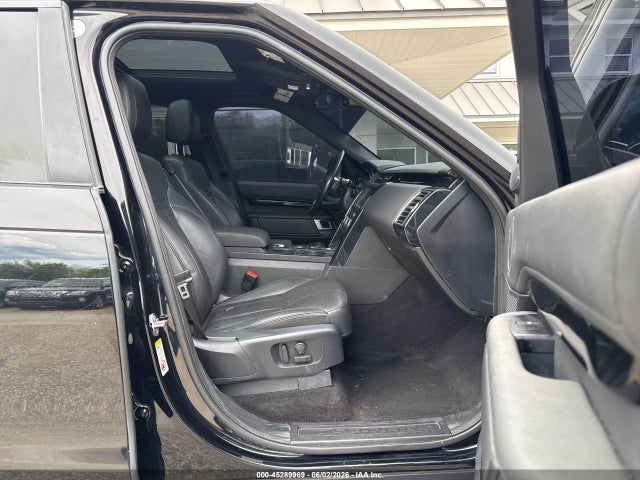 Land Rover Discovery Se