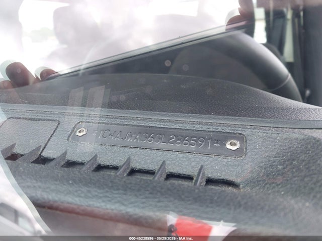 Jeep Wrangler Sport