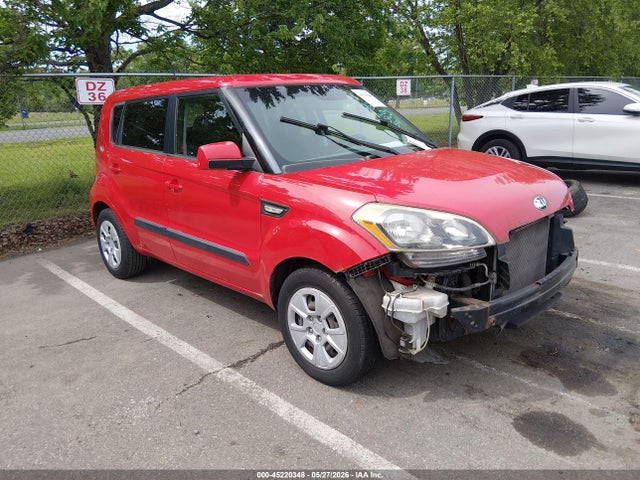 Salvage Kia Soul Image