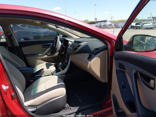 Hyundai ELANTRA Se