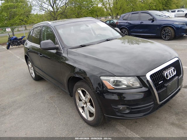 Salvage Audi Q5 Image