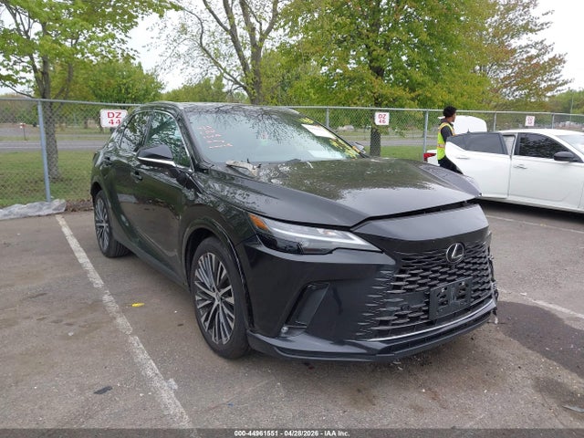 Salvage Lexus RX Image
