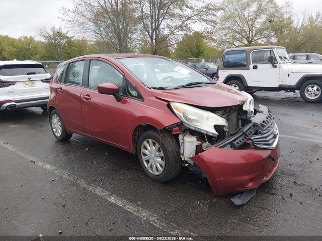 Salvage Nissan Versa Image