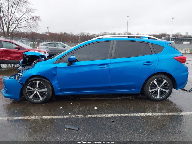 Subaru Impreza Premium 5-door
