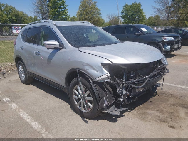 Salvage Nissan Rogue Image